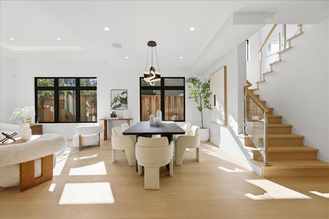 $4,990,000 | 852 La Para Avenue, Palo Alto, CA 94306