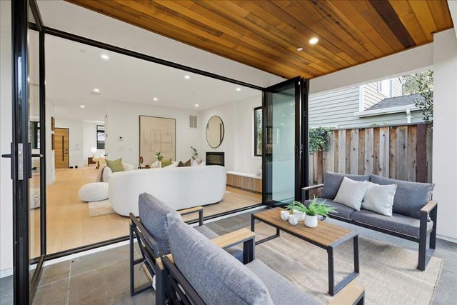 $4,990,000 | 852 La Para Avenue, Palo Alto, CA 94306