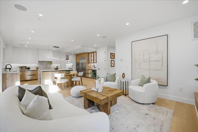 $4,990,000 | 852 La Para Avenue, Palo Alto, CA 94306