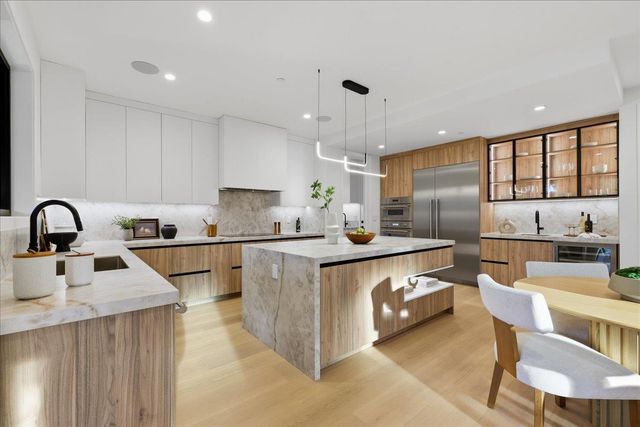 $4,990,000 | 852 La Para Avenue, Palo Alto, CA 94306