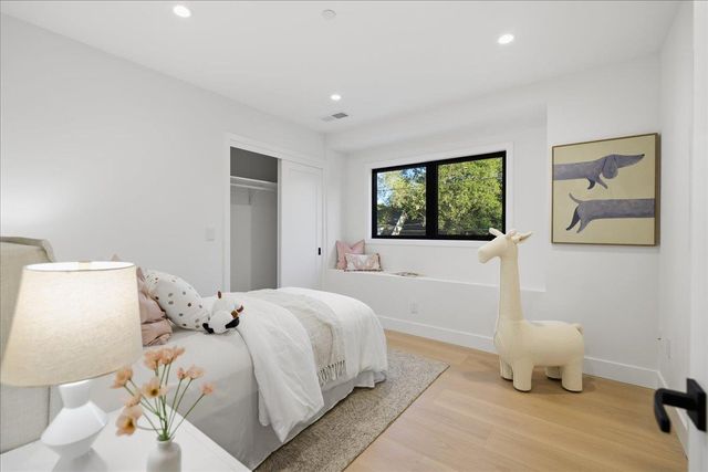 $4,990,000 | 852 La Para Avenue, Palo Alto, CA 94306