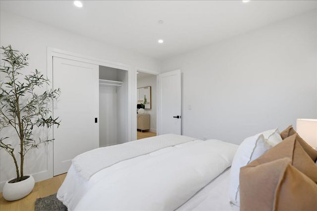 $4,990,000 | 852 La Para Avenue, Palo Alto, CA 94306