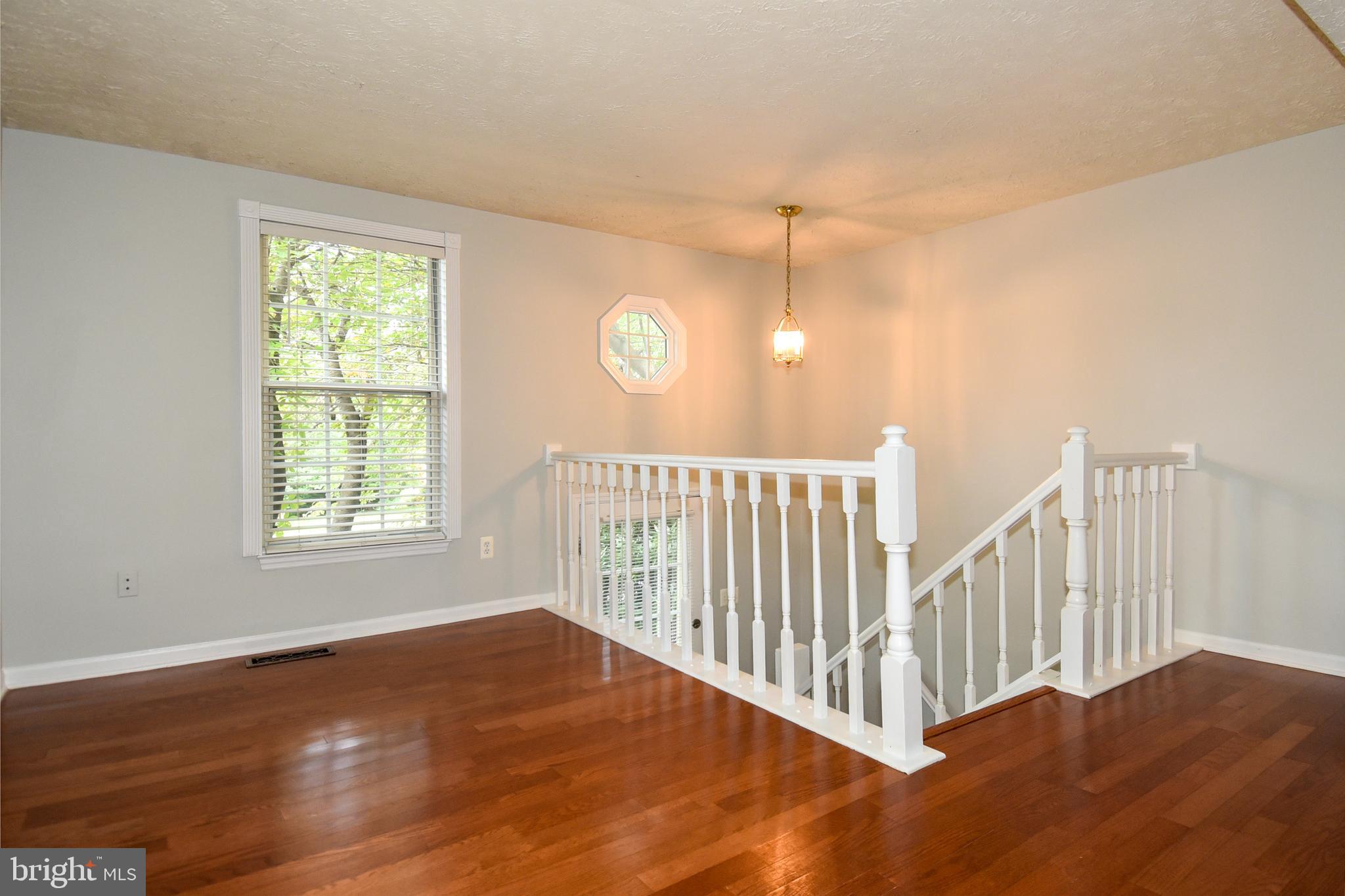 1545 Woodcrest Drive Reston, VA 20194 - Photo 11 of 40