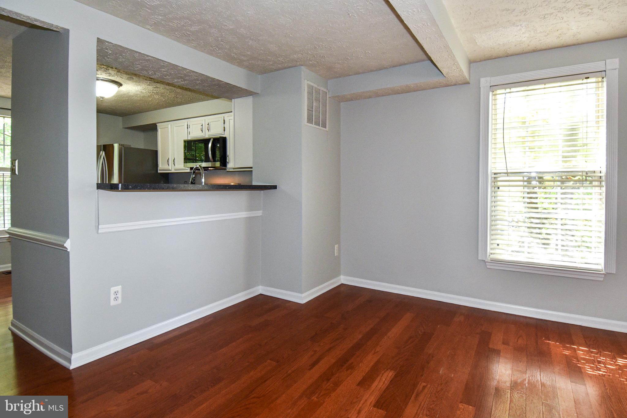 1545 Woodcrest Drive Reston, VA 20194 - Photo 13 of 40