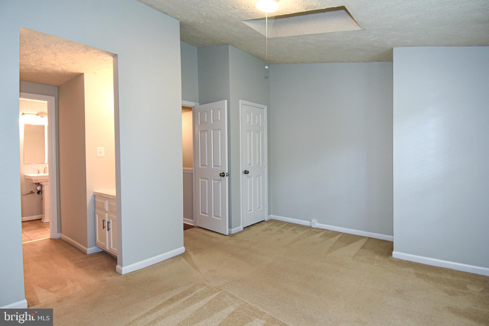 1545 Woodcrest Drive Reston, VA 20194 - Photo 23 of 40