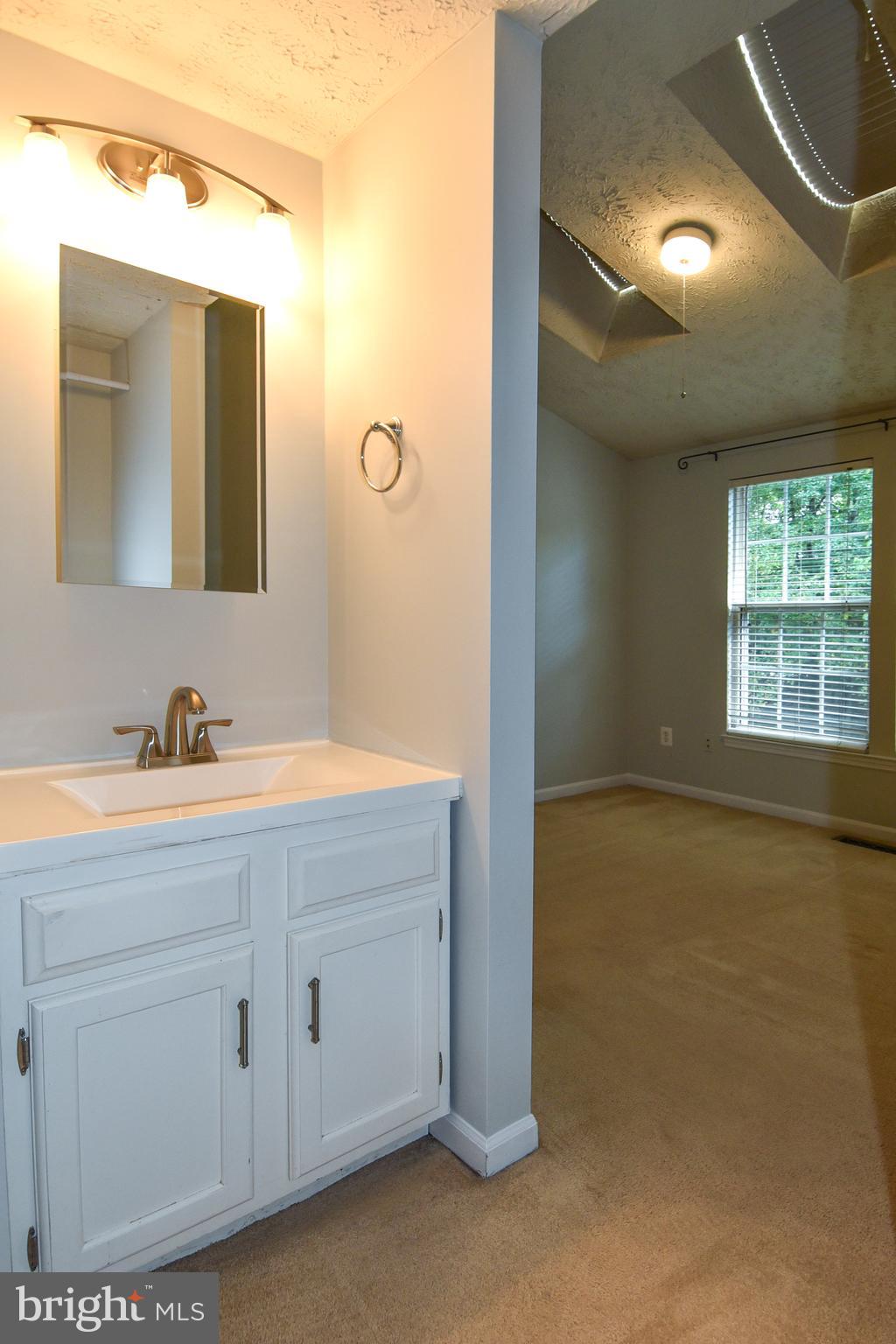 1545 Woodcrest Drive Reston, VA 20194 - Photo 27 of 40
