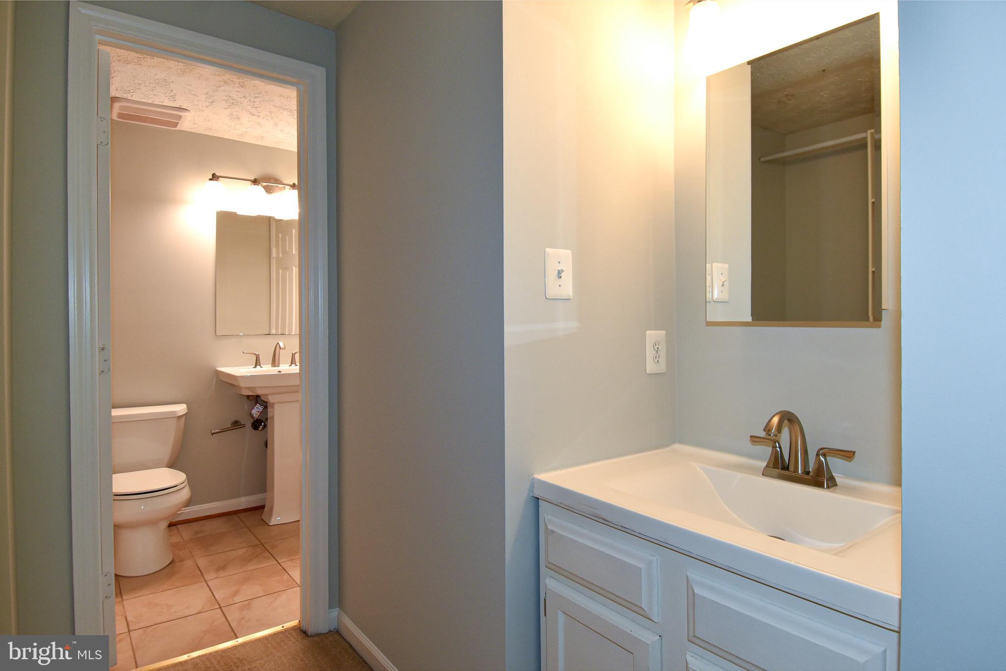 1545 Woodcrest Drive Reston, VA 20194 - Photo 28 of 40