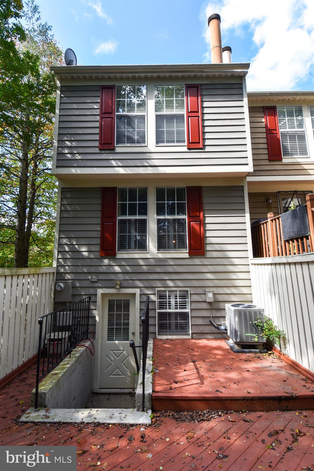 1545 Woodcrest Drive Reston, VA 20194 - Photo 38 of 40