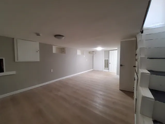 $2,000 | 52 Daggett Street, New Haven, CT 06519