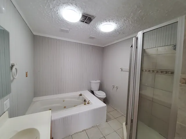 $2,000 | 52 Daggett Street, New Haven, CT 06519