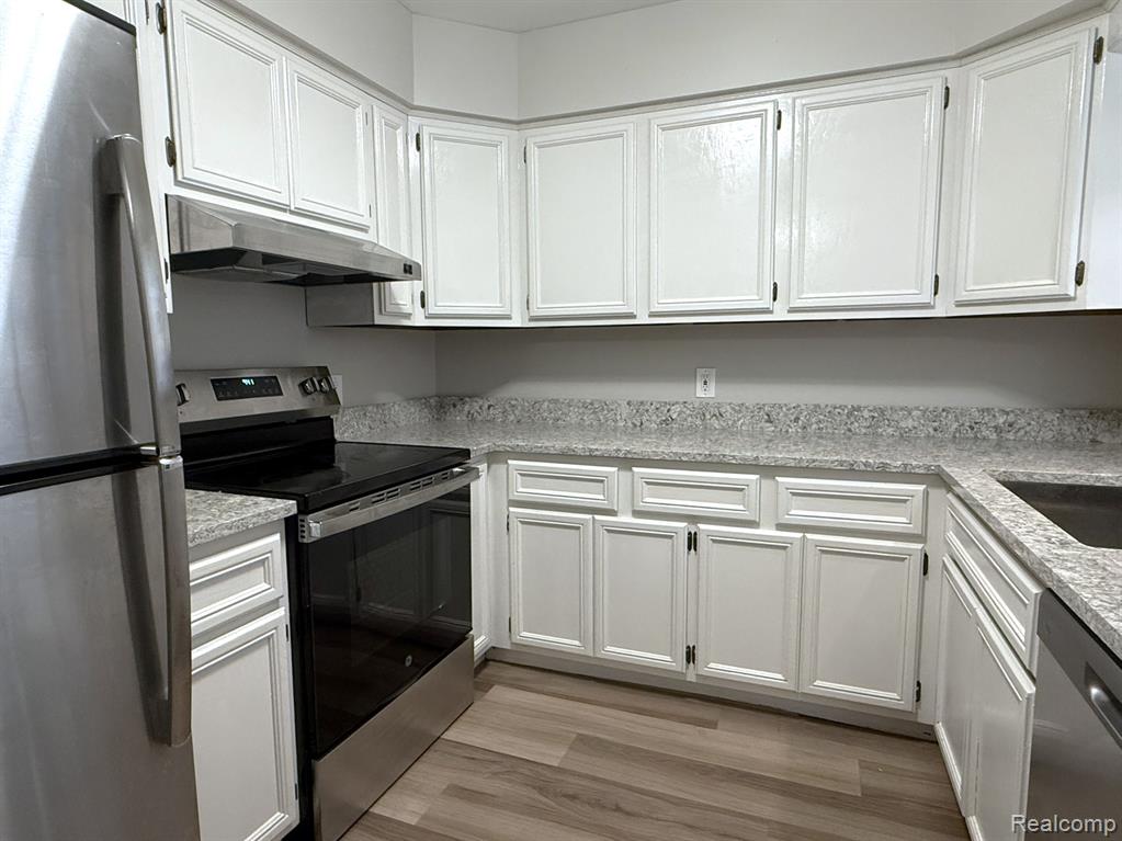 4416 Rochester Road Royal Oak, MI 48073 - Photo 7 of 16