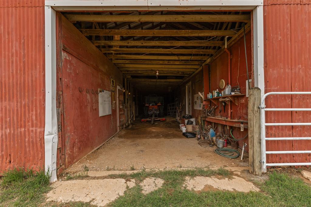 2900 Peel Road Springtown, TX 76082 - Photo 24 of 34