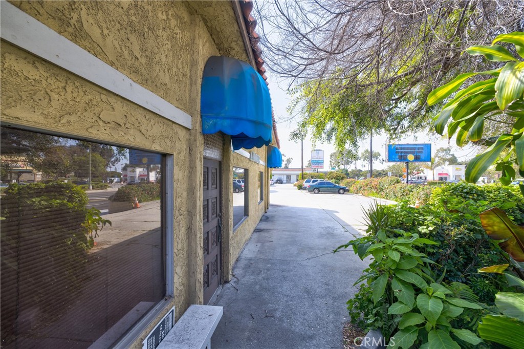 15216 Inglewood Avenue Lawndale, CA 90260 - Photo 17 of 23