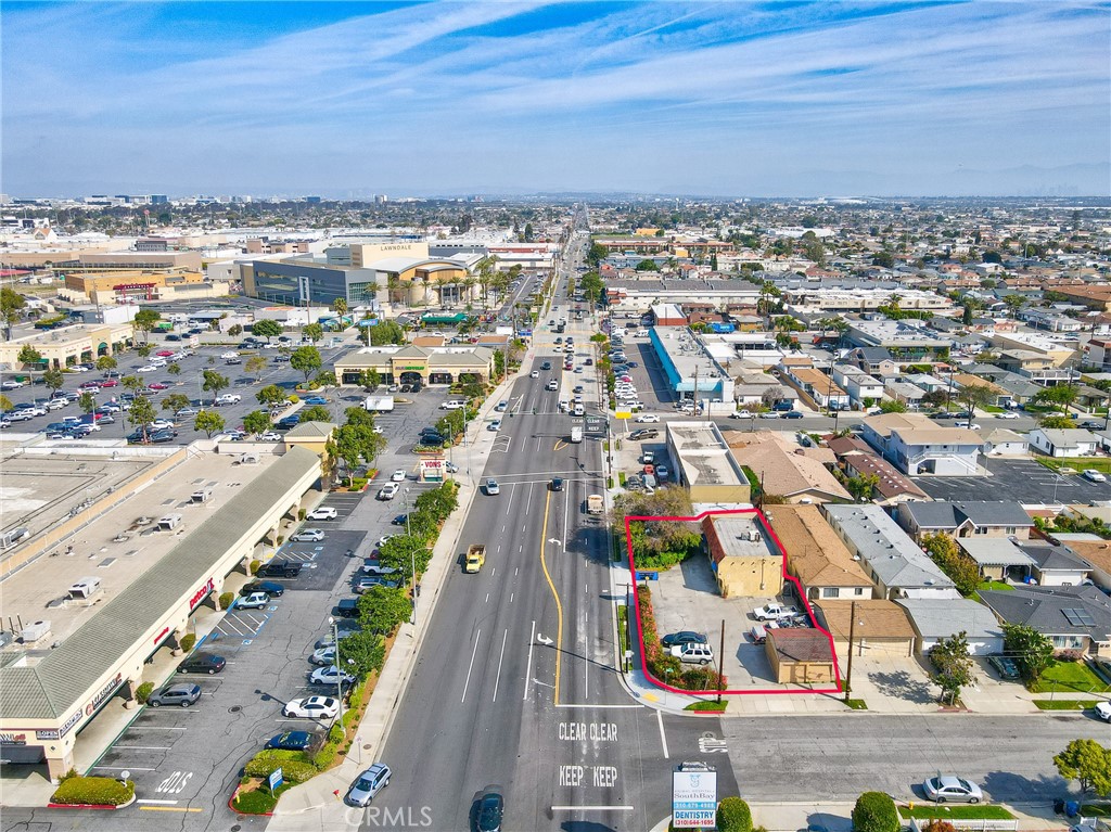 15216 Inglewood Avenue Lawndale, CA 90260 - Photo 10 of 23 an aerial view of a city