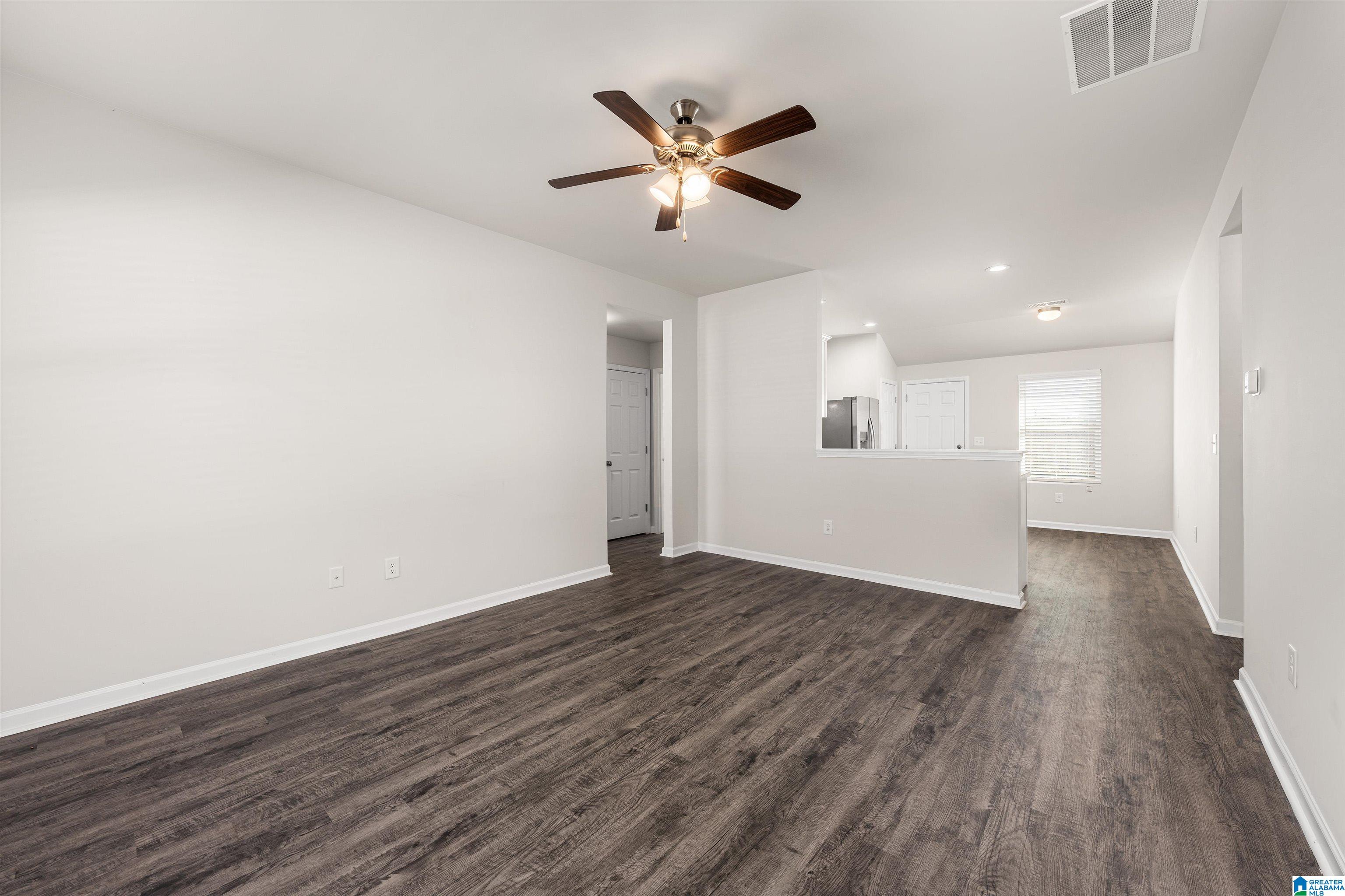 557 Camden Loop Calera, AL 35040 - Photo 4 of 20