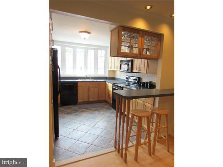 4209 Fairdale Road Philadelphia, PA 19154 - Photo 12 of 23 Kitchen