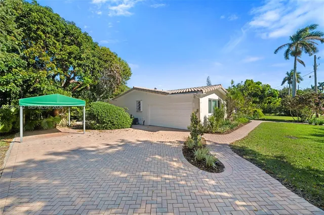 $7,200 | 7021 Southwest 107th Street, Pinecrest, FL 33156