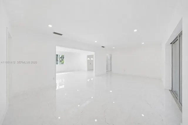 $7,200 | 7021 Southwest 107th Street, Pinecrest, FL 33156