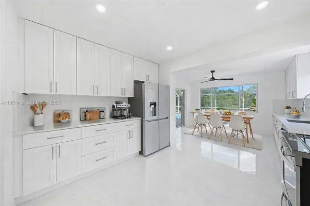 $7,200 | 7021 Southwest 107th Street, Pinecrest, FL 33156