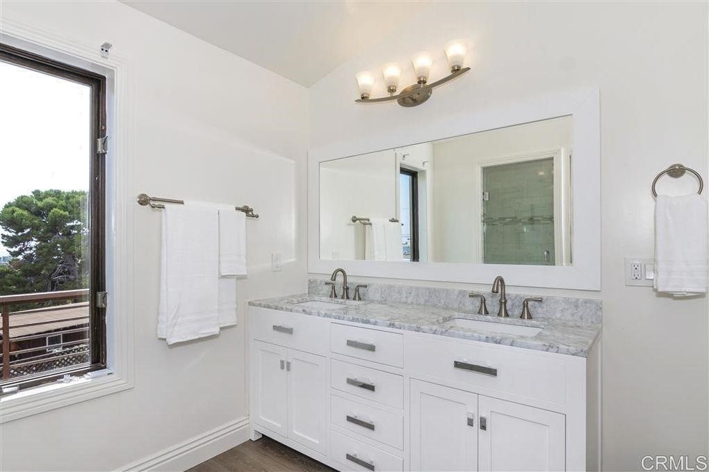 610 Hymettus Avenue Encinitas, CA 92024 - Photo 12 of 13