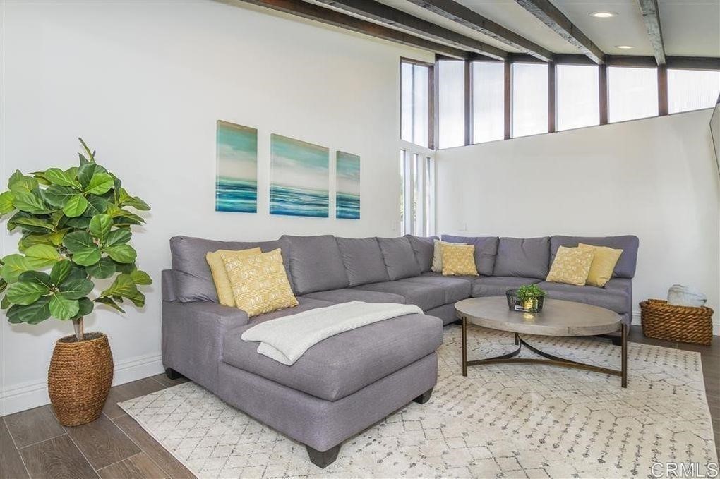 610 Hymettus Avenue Encinitas, CA 92024 - Photo 5 of 13