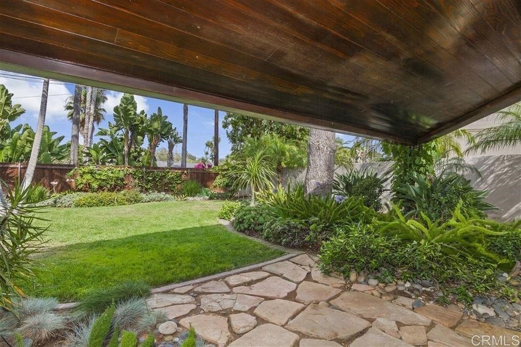 610 Hymettus Avenue Encinitas, CA 92024 - Photo 6 of 13