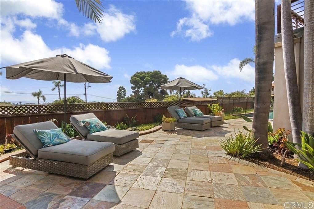 610 Hymettus Avenue Encinitas, CA 92024 - Photo 7 of 13