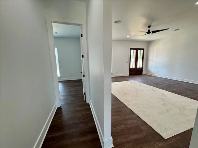 $2,500 | 1353 Red Town Road, Unit B, Elgin, TX 78621