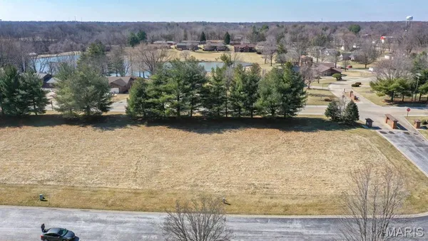 $21,500 | 81 Deerfield Circle, Alton, IL 62002