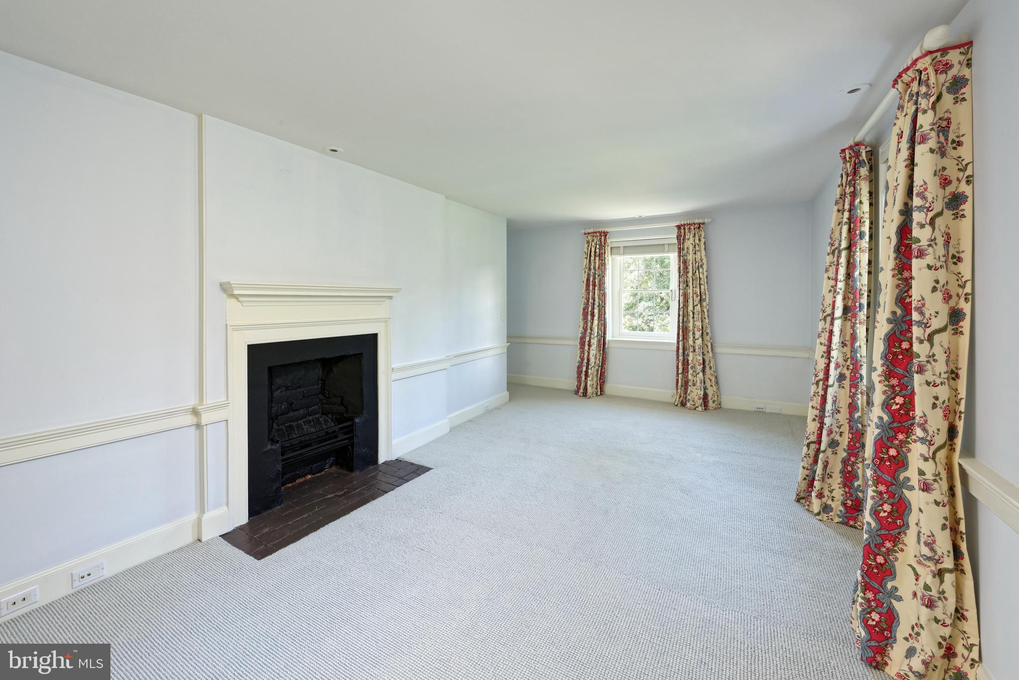 607 Oronoco Street Alexandria, VA 22314 - Photo 20 of 41 Sitting room