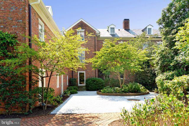 $4,200,000 | 607 Oronoco Street, Alexandria, VA 22314