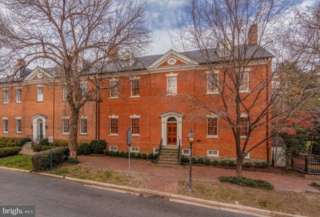 $4,200,000 | 607 Oronoco Street, Alexandria, VA 22314