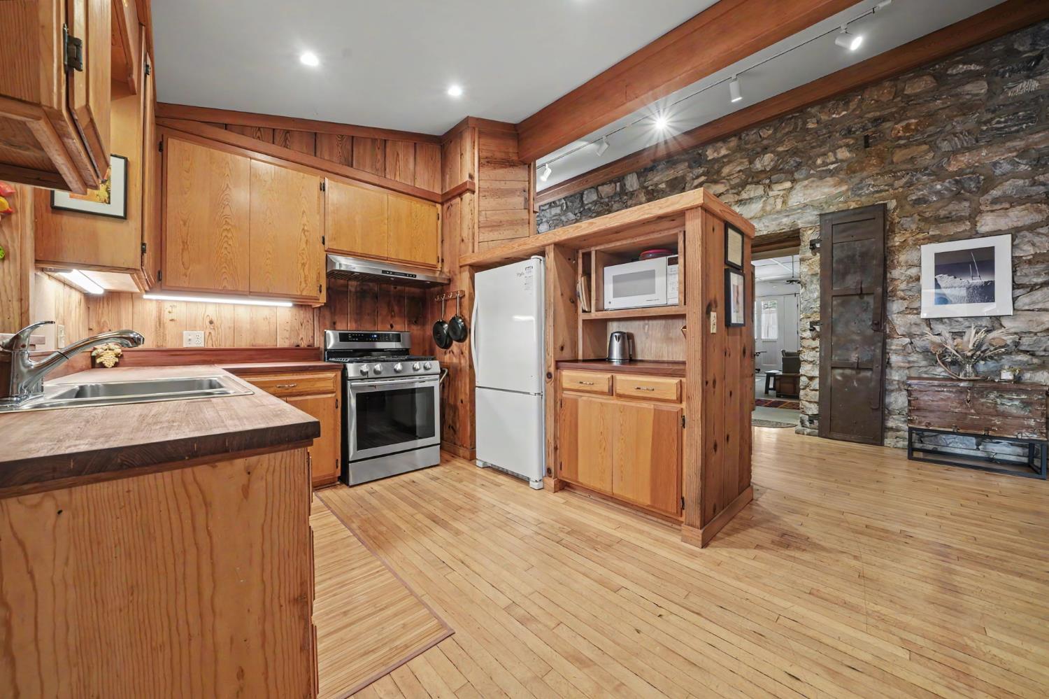 21376 Consolation Street Volcano, CA 95689 - Photo 12 of 70