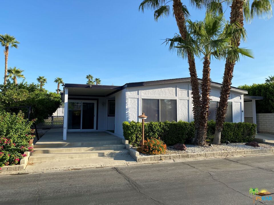89 Athens Street Rancho Mirage, CA 92270 - Photo 3 of 43 Gallery Image 3