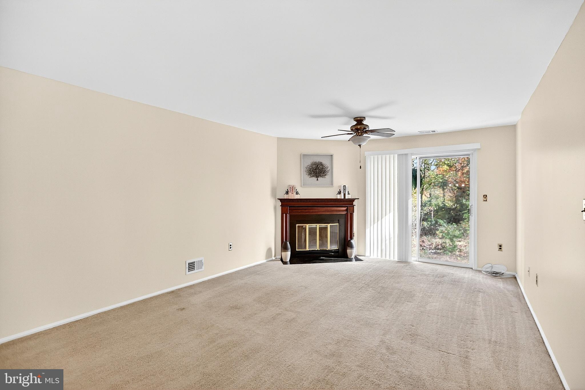 13 Azalea Court Lawrenceville, NJ 08648 - Photo 6 of 27