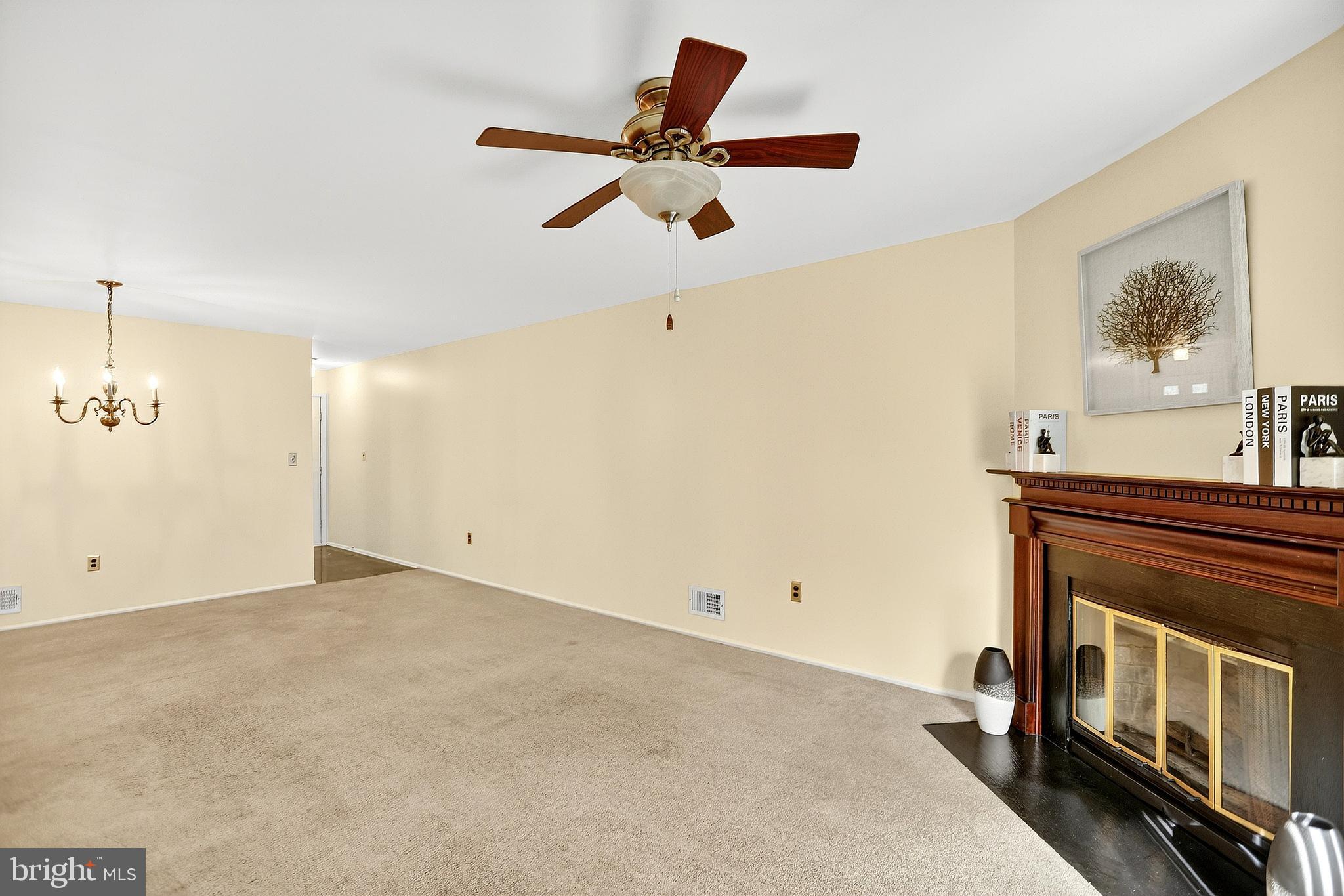 13 Azalea Court Lawrenceville, NJ 08648 - Photo 8 of 27 a view of an empty room with a window