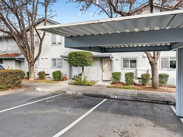 $370,000 | 205 Elbridge Avenue, Unit H, Cloverdale, CA 95425