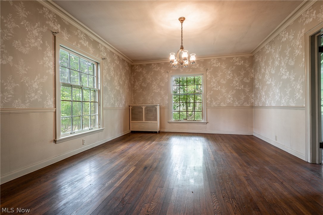 2695 Haddam Road Cleveland, OH 44120 - Photo 9 of 31 Gallery Image 9