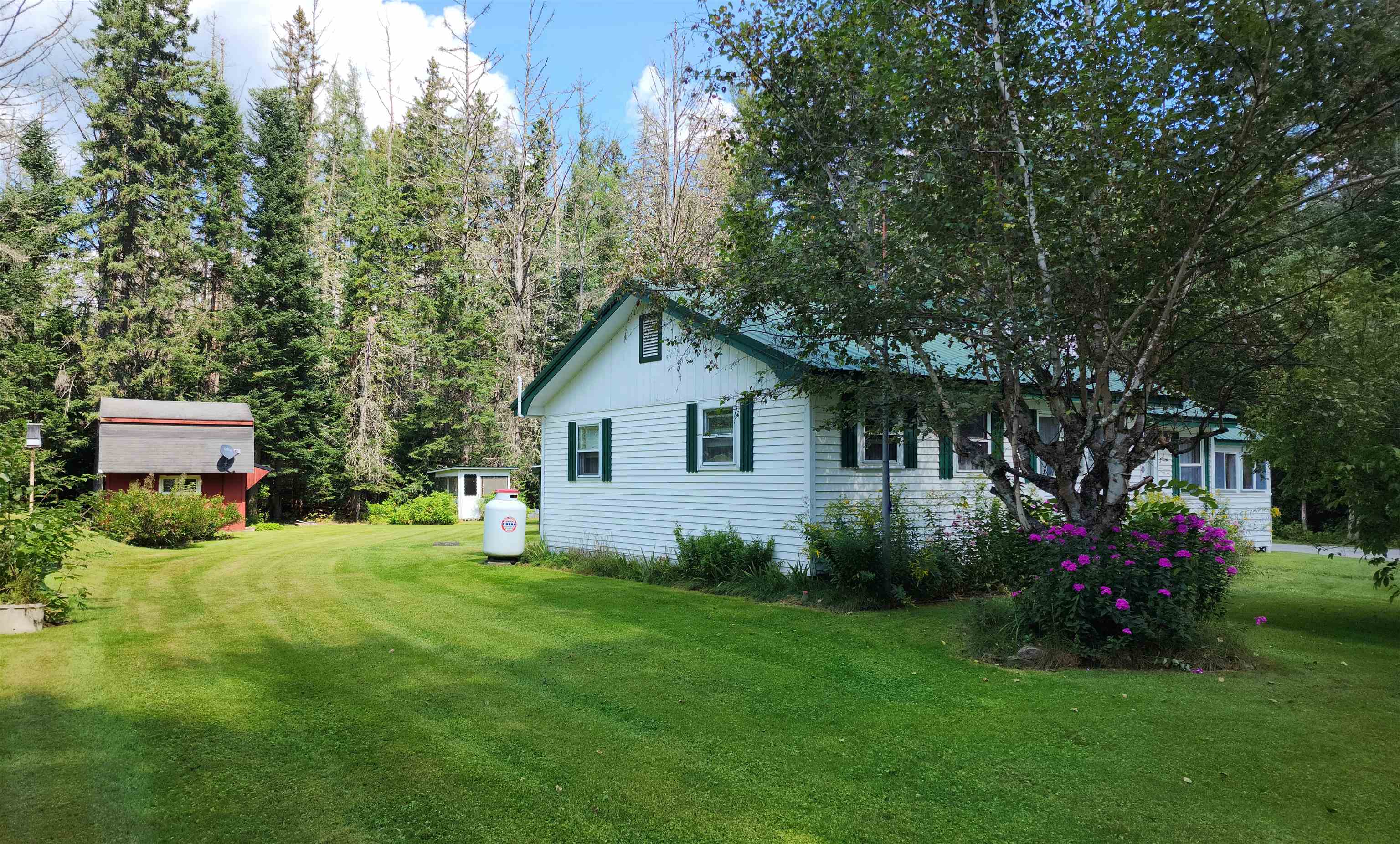 500 Colebrook Road Errol, NH 03579 - Photo 26 of 28 Gallery Image 26