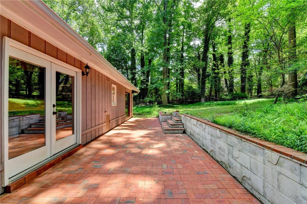4690 Sewell Road Cumming, GA 30028 - Photo 26 of 38