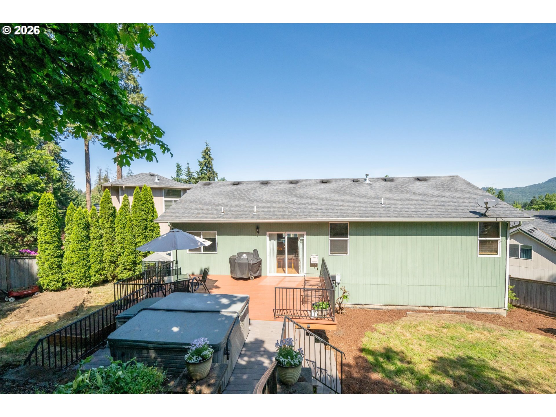 277 South 67th Court Springfield, OR 97478 - Photo 33 of 44 an aerial view of a house with a yard