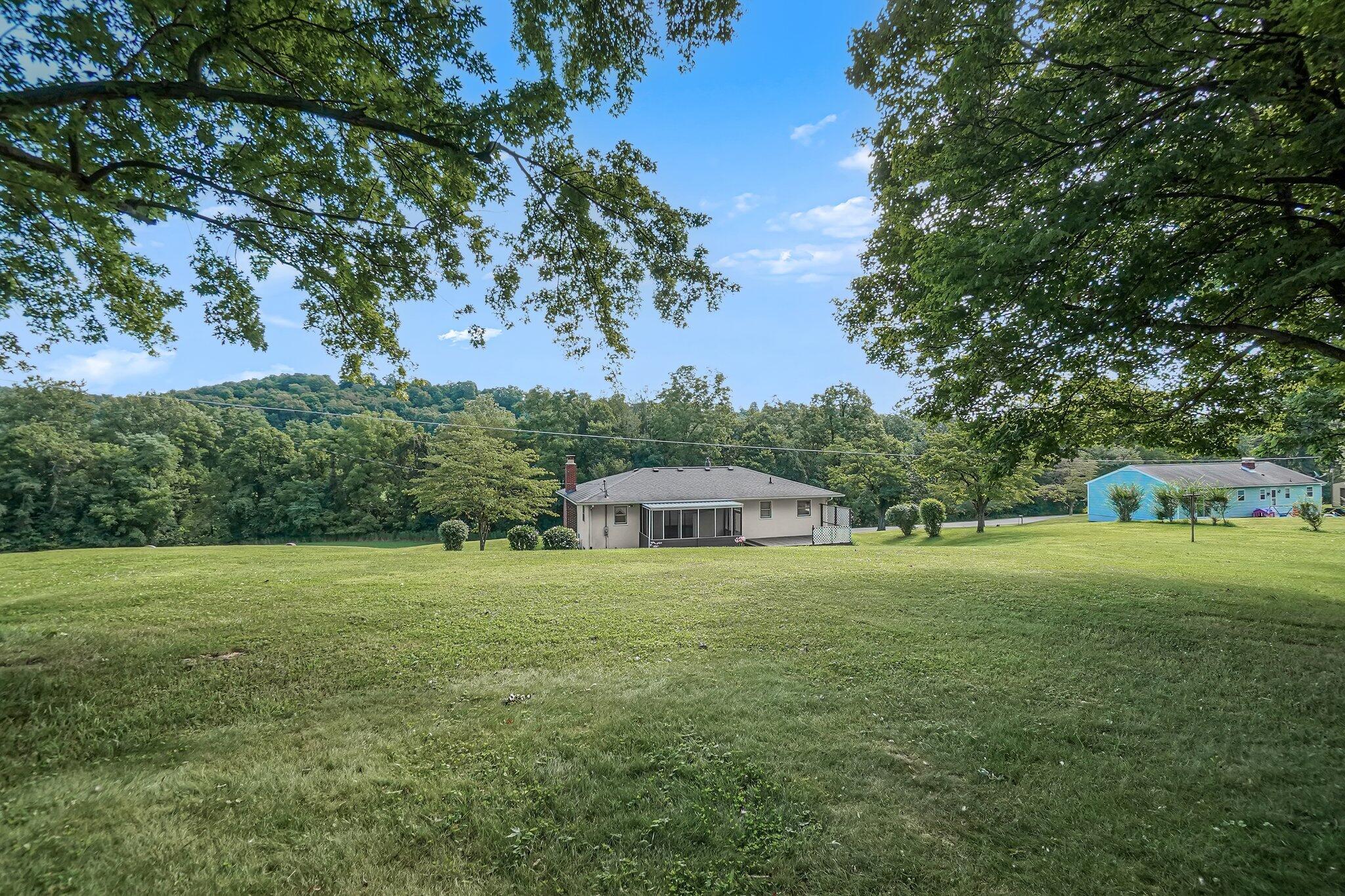 2105 Stringtown Road Northeast Lancaster, OH 43130 - Photo 7 of 45 Backyard