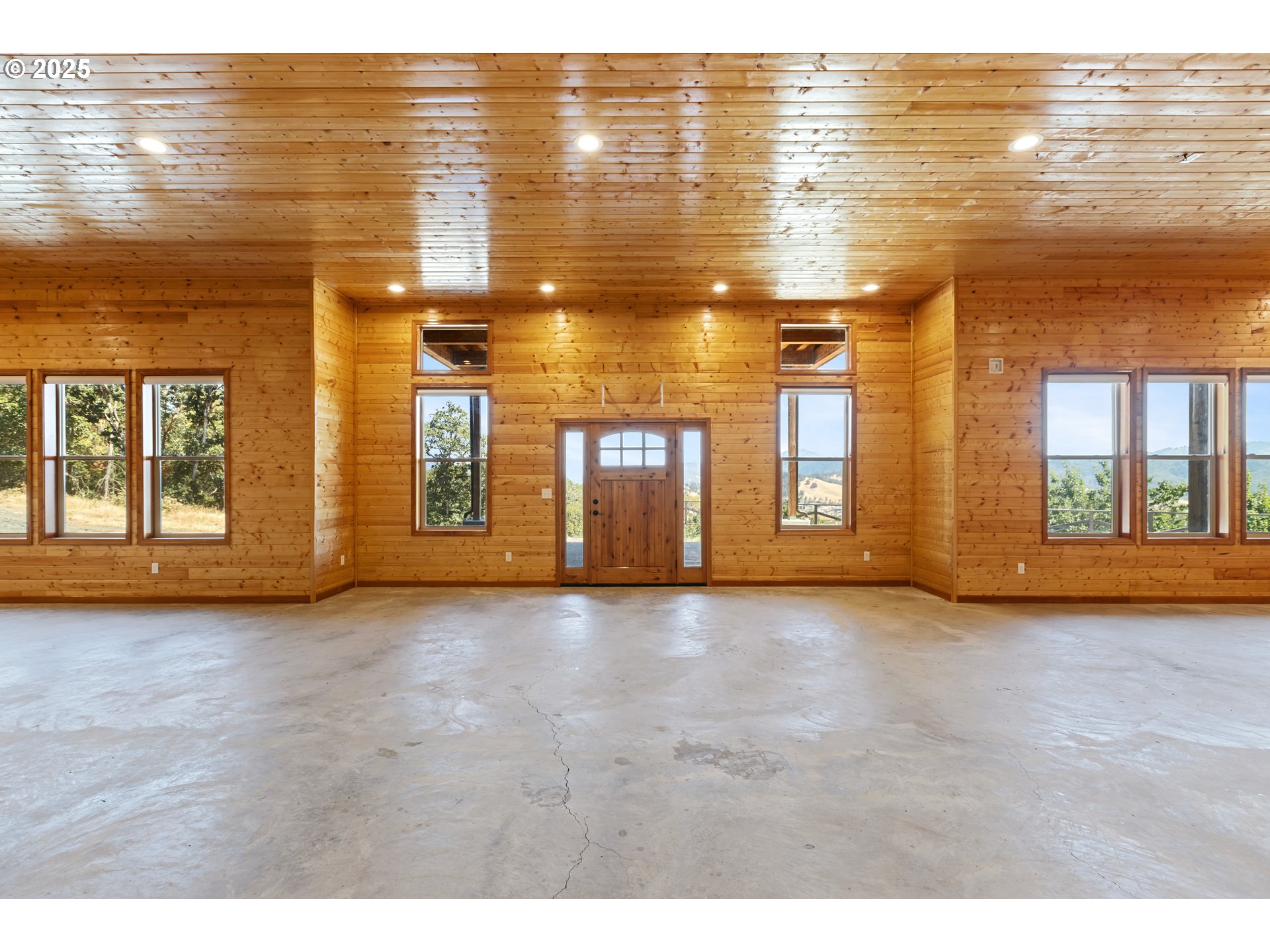 1757 Riddle Bypass Road Riddle, OR 97469 - Photo 20 of 38 a view of an ocean with many windows