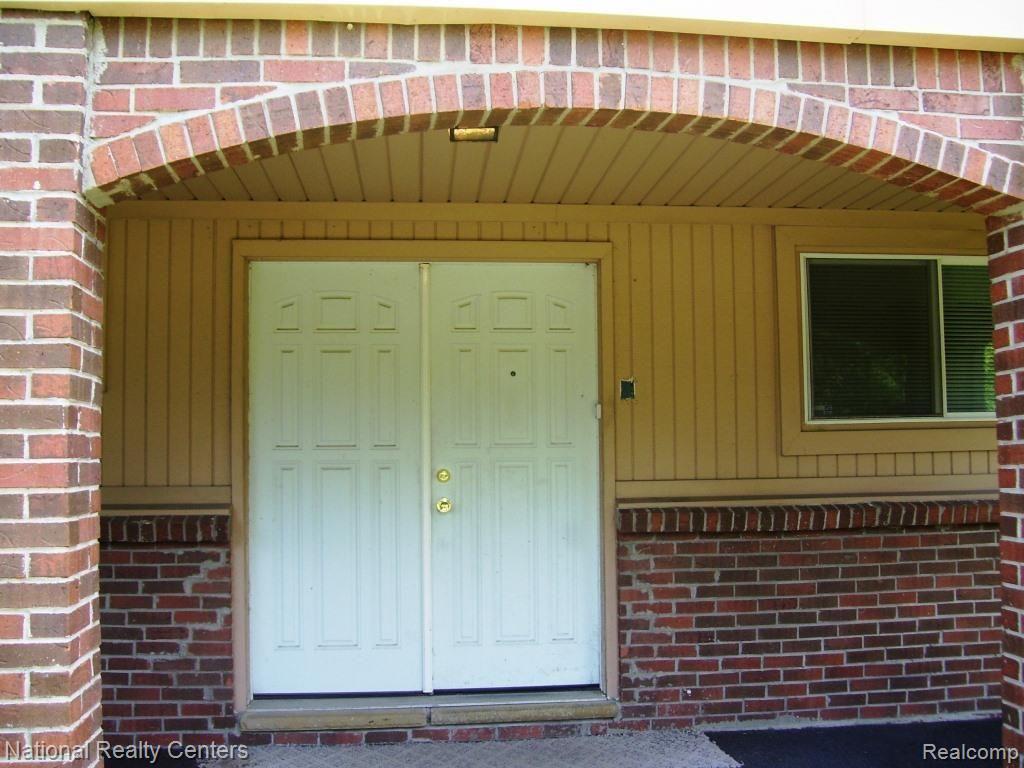 23600 Middlebelt Road Farmington Hills, MI 48336 - Photo 2 of 35