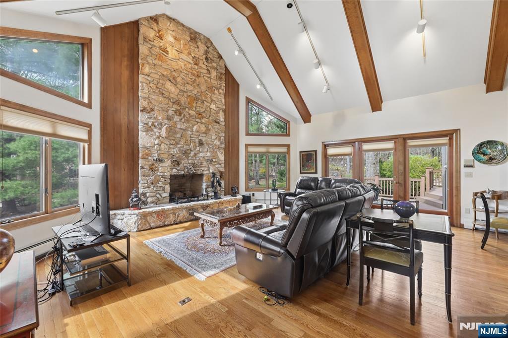 9 Toboggan Ridge Saddle River, NJ 07458 - Photo 20 of 50