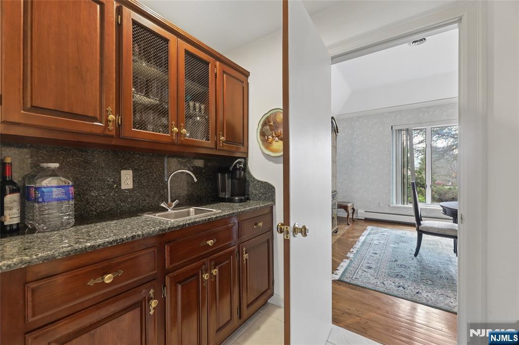 9 Toboggan Ridge Saddle River, NJ 07458 - Photo 24 of 50