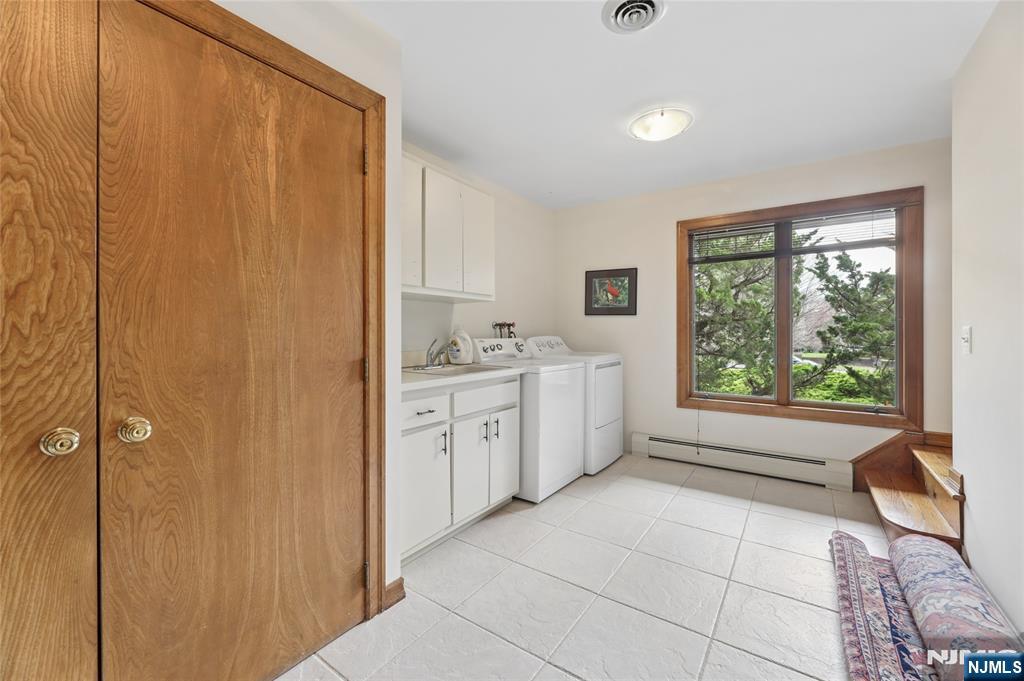 9 Toboggan Ridge Saddle River, NJ 07458 - Photo 25 of 50