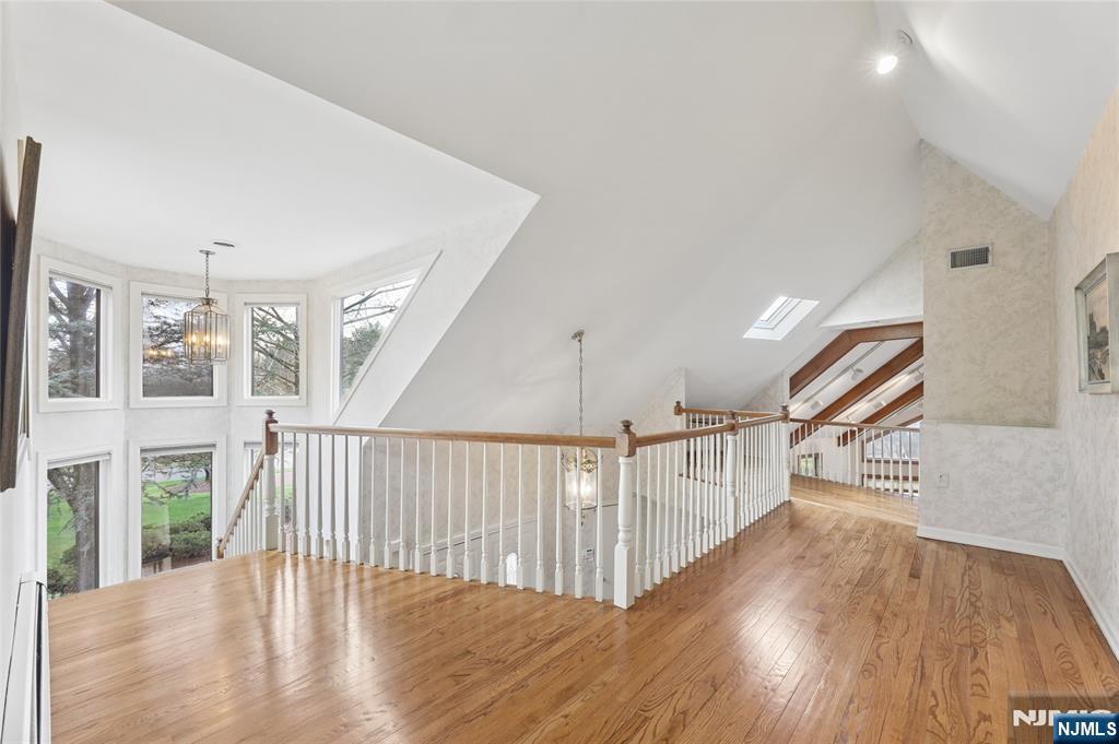 9 Toboggan Ridge Saddle River, NJ 07458 - Photo 33 of 50