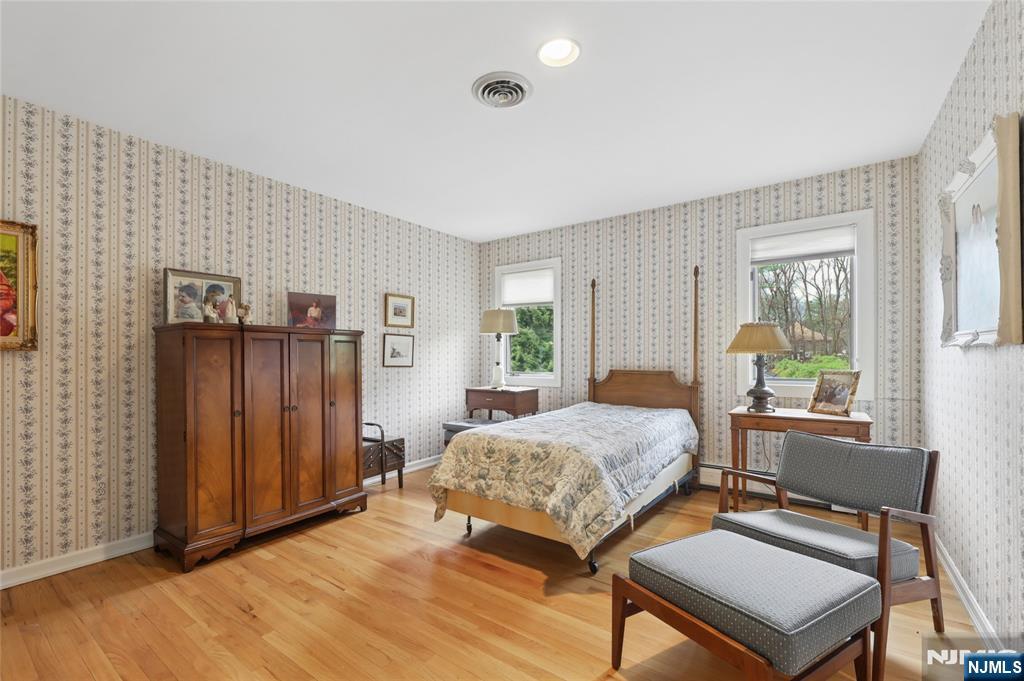 9 Toboggan Ridge Saddle River, NJ 07458 - Photo 37 of 50