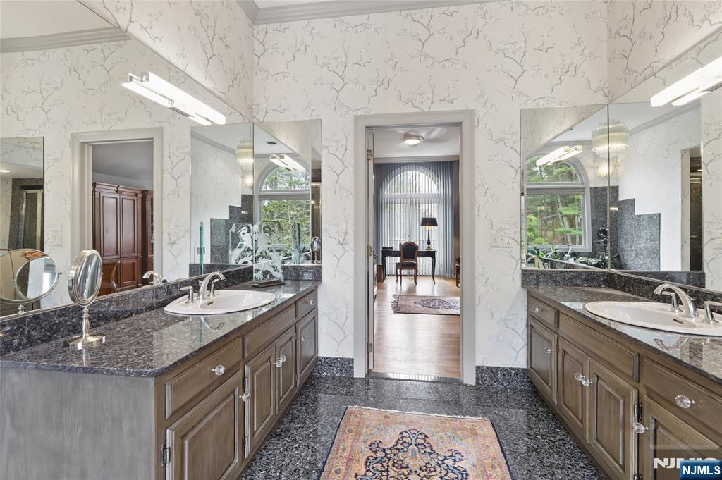 9 Toboggan Ridge Saddle River, NJ 07458 - Photo 46 of 50